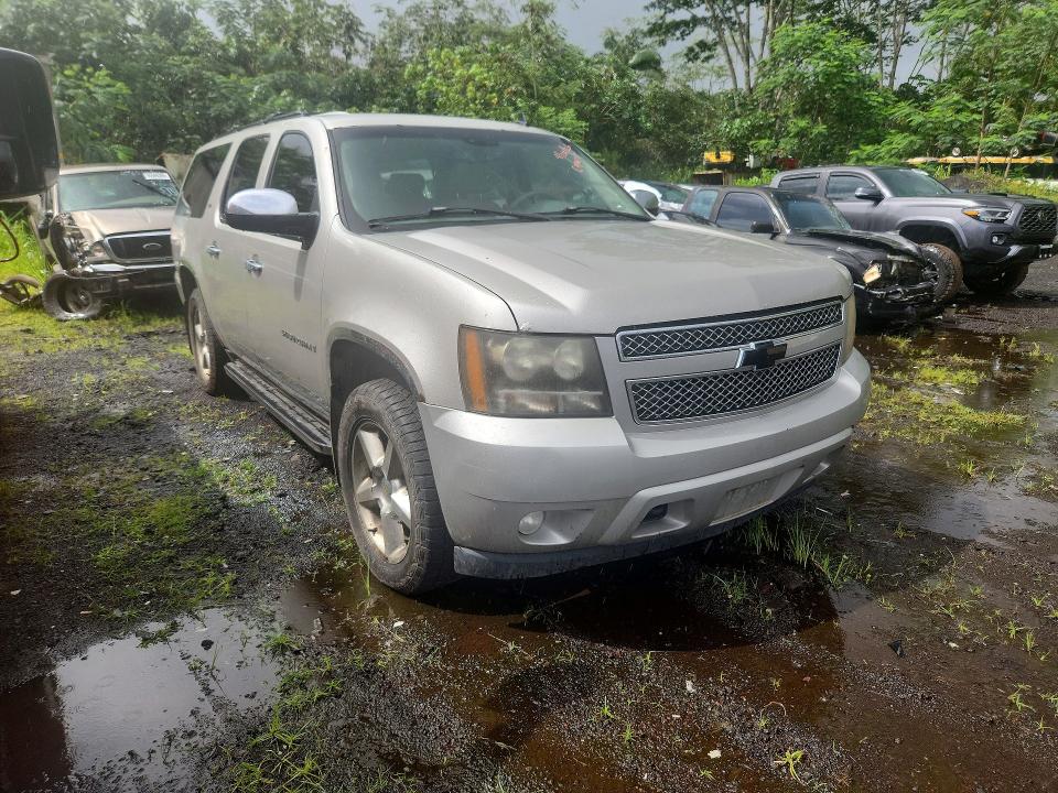 65053606 :رقم المزاد ، 3GNFK16368G197945 vin ، 2008 Chevrolet Suburban مزاد بيع