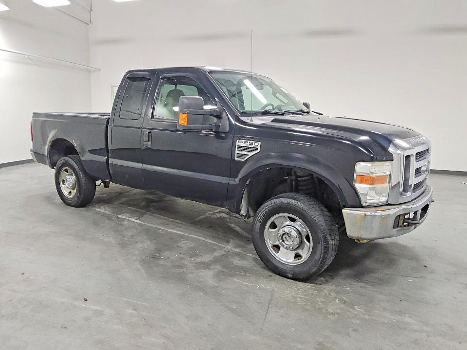 64963436 :رقم المزاد ، 1FTSX21558EA84129 vin ، 2008 Ford F250 مزاد بيع