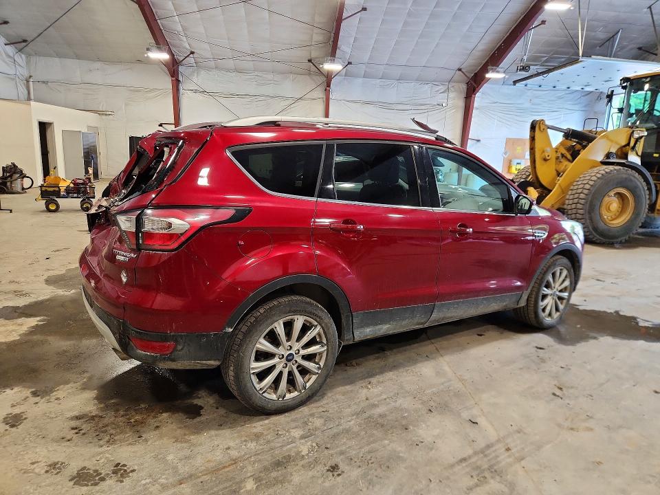 2017 Ford Escape მანქანა იყიდება აუქციონზე, vin: 1FMCU9JD7HUE61395, აუქციონის ნომერი: 65266086