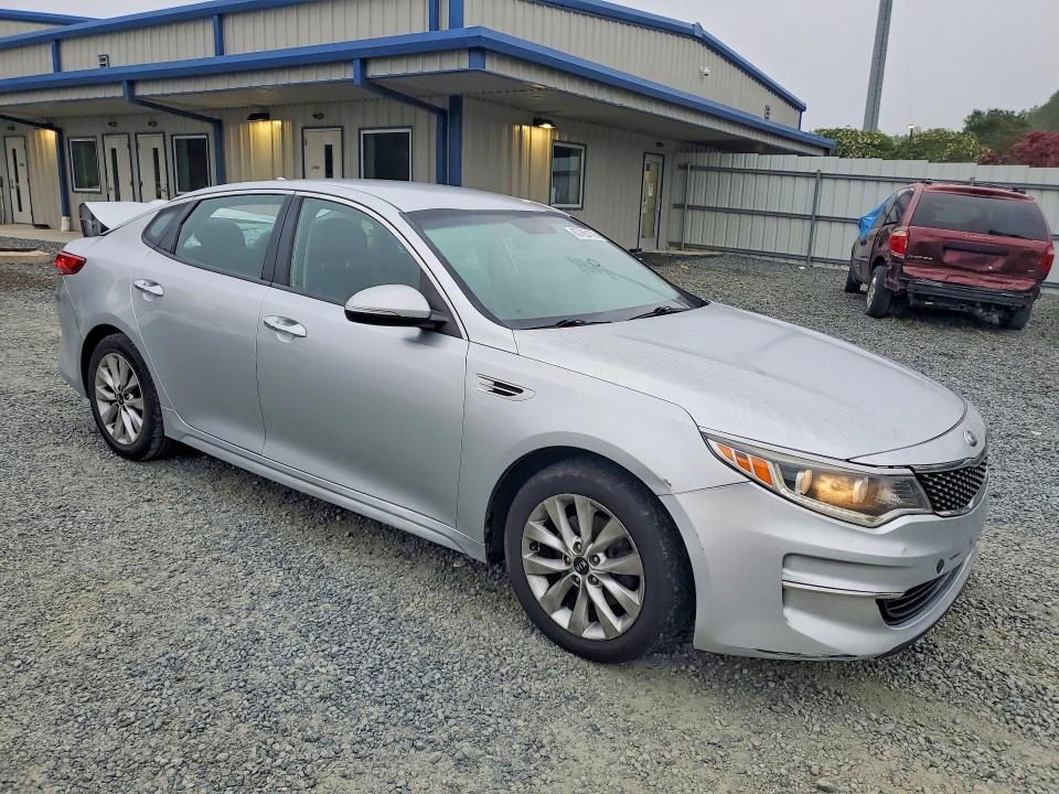 63765176 :رقم المزاد ، 5XXGU4L3XGG108666 vin ، 2016 Kia Optima مزاد بيع