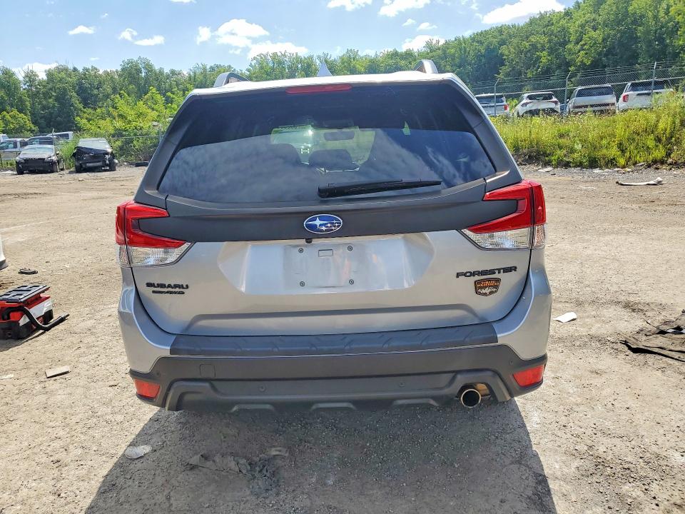 65239146 :رقم المزاد ، JF2SKAMC5NH476493 vin ، 2022 Subaru Forester مزاد بيع
