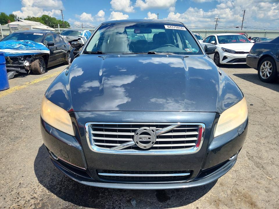 64379856 :رقم المزاد ، YV1940AS0B1147258 vin ، 2011 Volvo S80 مزاد بيع