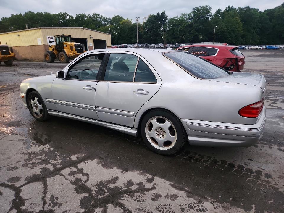 Продажа на аукционе авто 2000 Mercedes-benz E, vin: WDBJF70J7YB065964, номер лота: 65589056