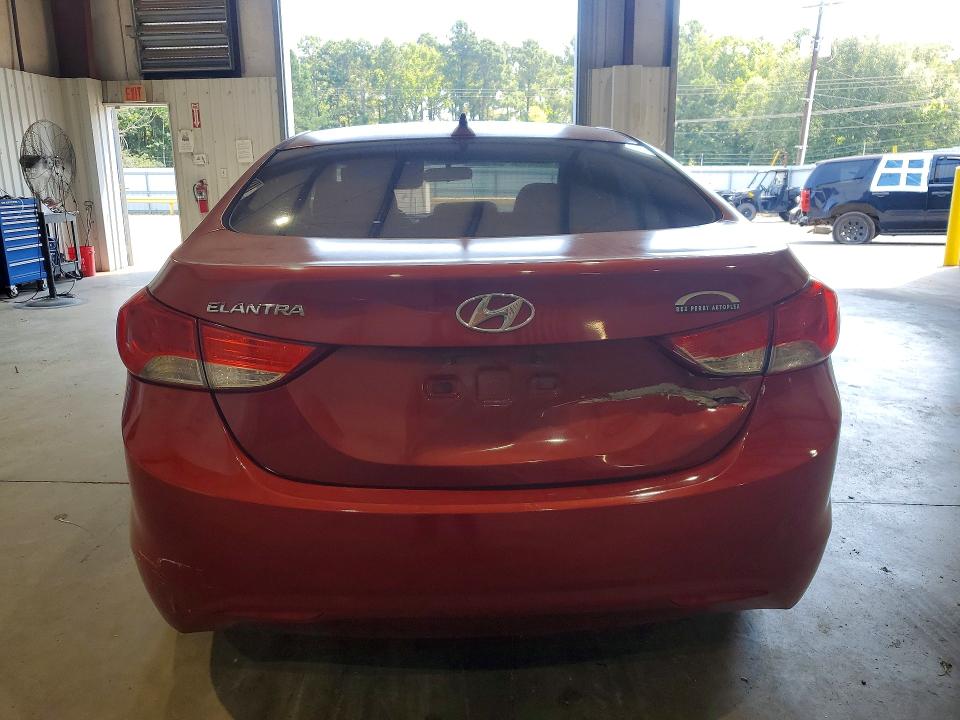 2012 Hyundai Elantra მანქანა იყიდება აუქციონზე, vin: KMHDH4AE8CU379902, აუქციონის ნომერი: 63713176