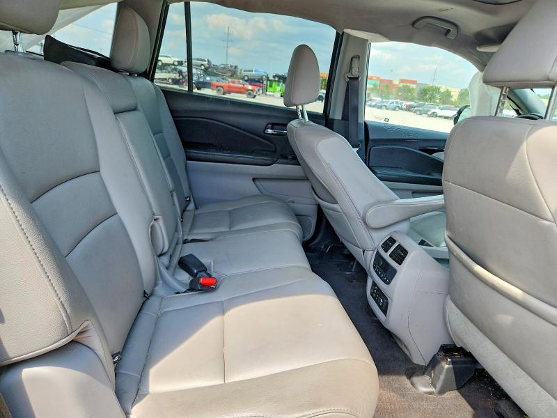 64030086 :رقم المزاد ، 5FNYF6H90HB081103 vin ، 2017 Honda Pilot مزاد بيع