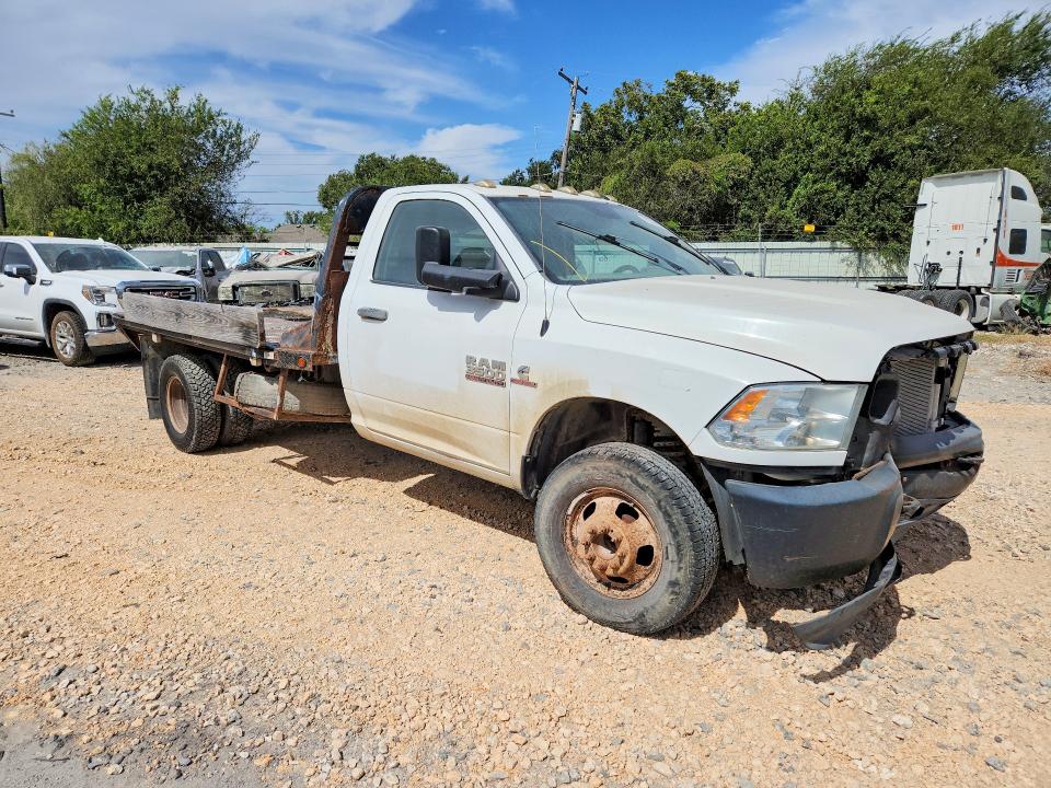 64003596 :رقم المزاد ، 3C7WRSBL8EG138233 vin ، 2014 Ram 3500 مزاد بيع