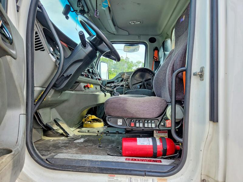 2019 Kenworth T680 მანქანა იყიდება აუქციონზე, vin: 1XKYA48X1KJ313200, აუქციონის ნომერი: 65240096