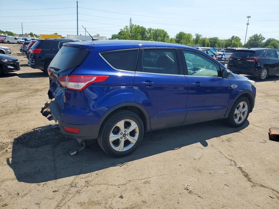2014 Ford Escape მანქანა იყიდება აუქციონზე, vin: 1FMCU9GX0EUD00240, აუქციონის ნომერი: 63156076