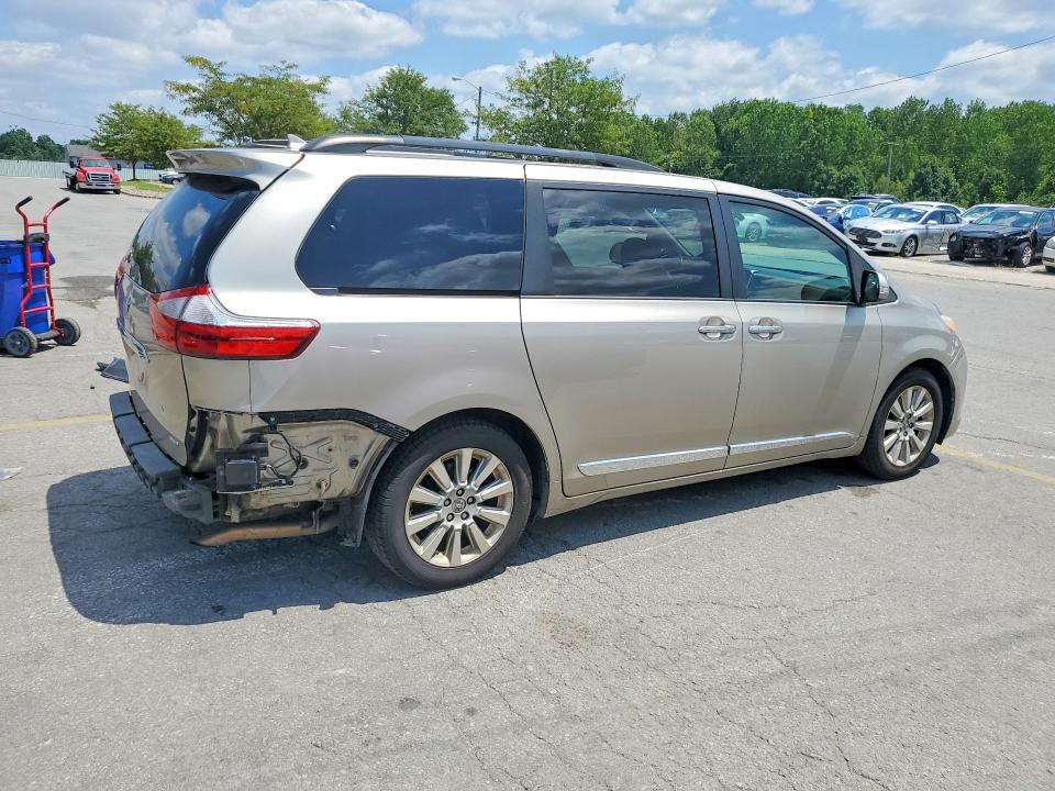 2015 Toyota Sienna მანქანა იყიდება აუქციონზე, vin: 5TDYK3DCXFS653217, აუქციონის ნომერი: 63739636