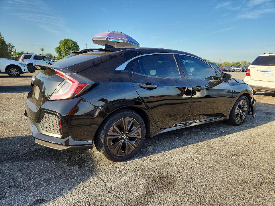Продажа на аукционе авто 2018 Honda Civic, vin: SHHFK7H50JU406360, номер лота: 67037046