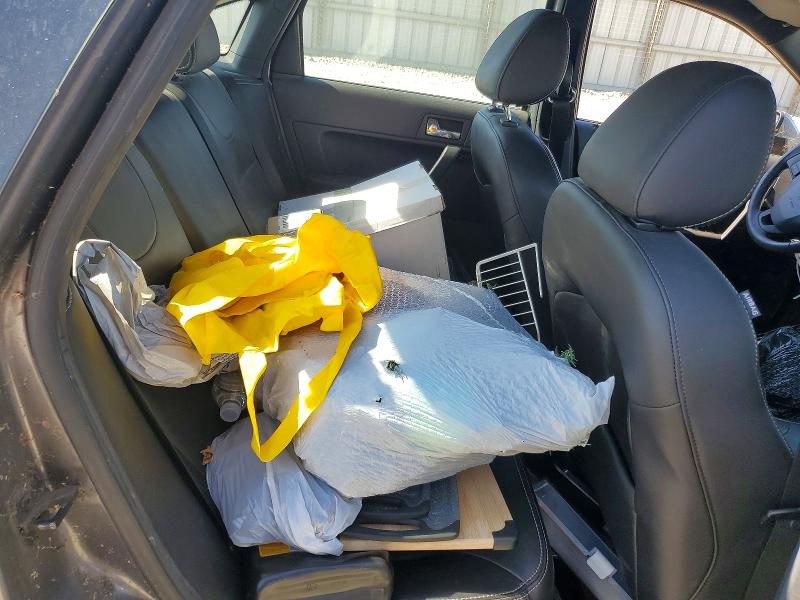 64684546 :رقم المزاد ، 1FAHP37N39W199126 vin ، 2009 Ford Focus مزاد بيع
