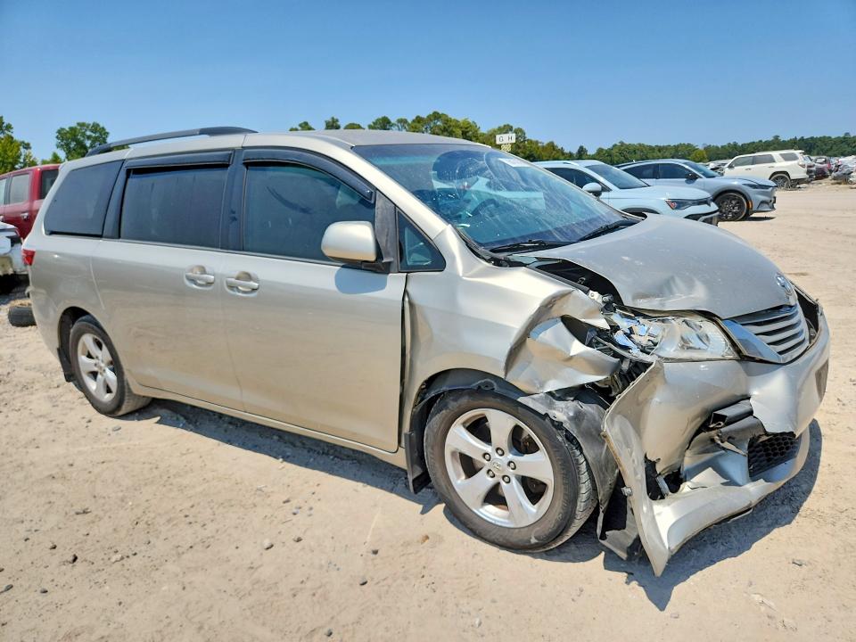 Продаж на аукціоні авто 2015 Toyota Sienna, vin: 5TDKK3DC9FS541126, номер лоту: 66474876