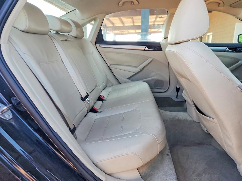 2015 Volkswagen Passat მანქანა იყიდება აუქციონზე, vin: 1VWAT7A39FC085888, აუქციონის ნომერი: 64272766