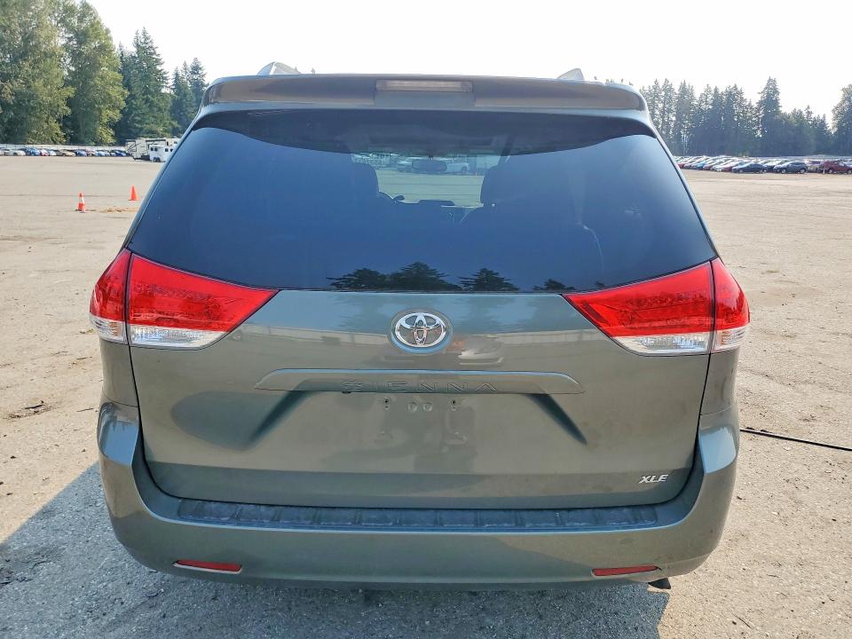 Aukcja sprzedaży 2013 Toyota Sienna, vin: 5TDYK3DC5DS300154, numer aukcji: 65378126