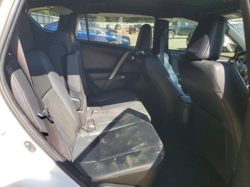Auction sale of the 2017 Toyota Rav4, vin: JTMNFREV6HD100329, lot number: 65925436