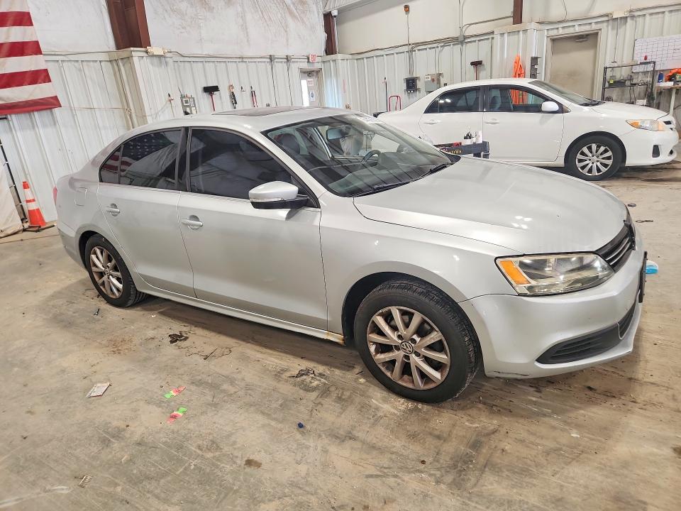 64436566 :رقم المزاد ، 3VWD07AJ5EM393464 vin ، 2014 Volkswagen Jetta مزاد بيع