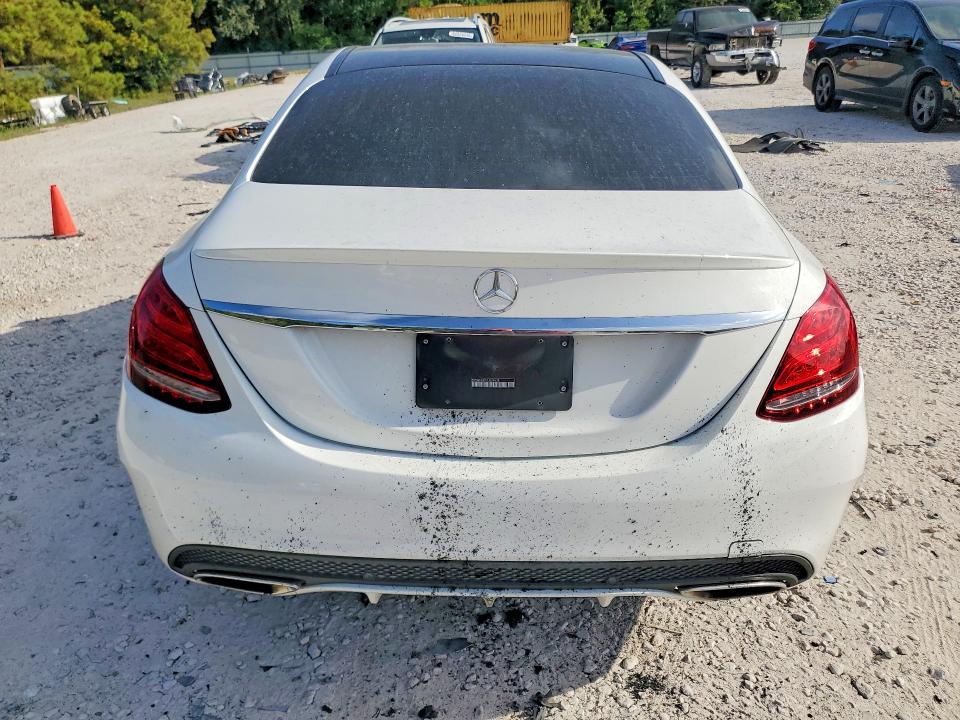 2015 Mercedes-benz C მანქანა იყიდება აუქციონზე, vin: 55SWF4JB7FU089638, აუქციონის ნომერი: 66128446
