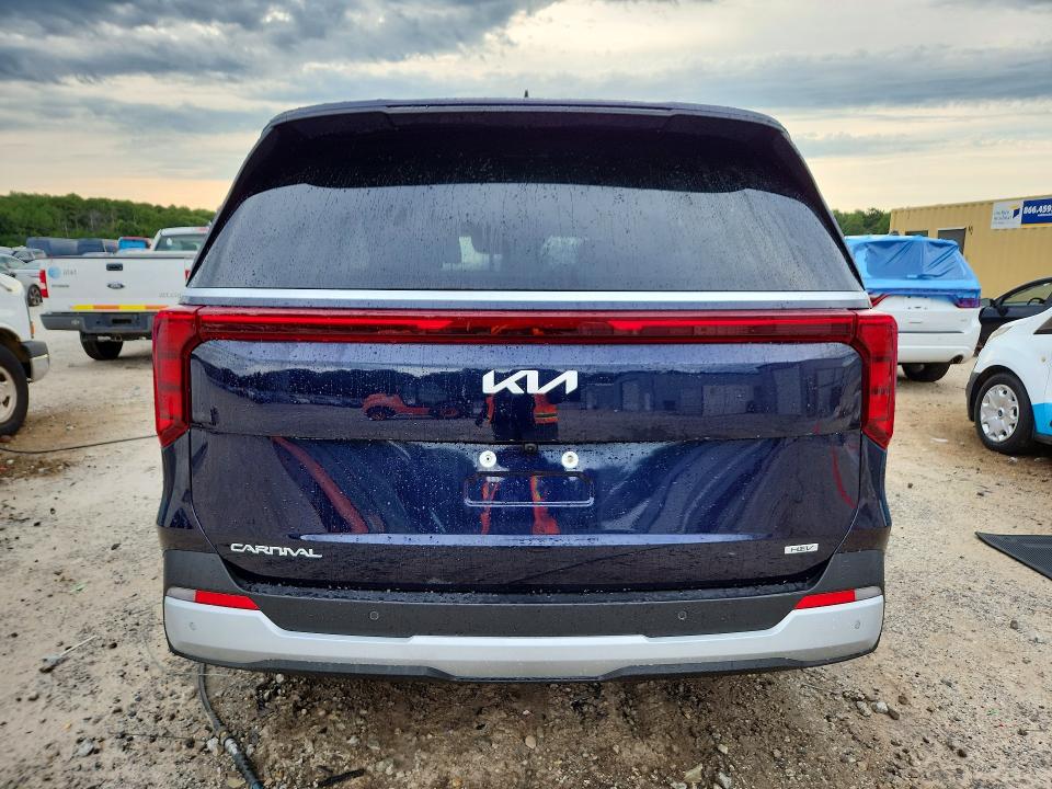 Продажа на аукционе авто 2027 Kia Carnival, vin: KNDNB5KA8V6195689, номер лота: 66019566