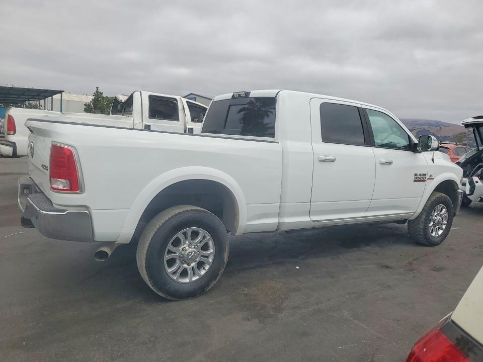 67037306 :رقم المزاد ، 3C63R3MLXFG616826 vin ، 2015 Ram 3500 مزاد بيع