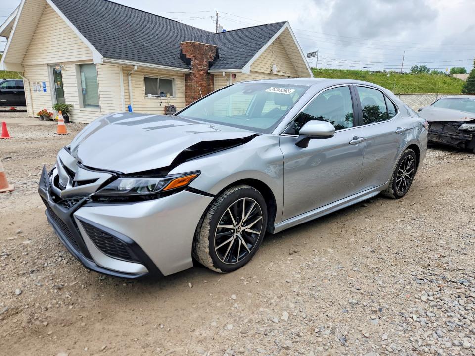 2021 Toyota Camry მანქანა იყიდება აუქციონზე, vin: 4T1G11AK4MU600693, აუქციონის ნომერი: 64368596