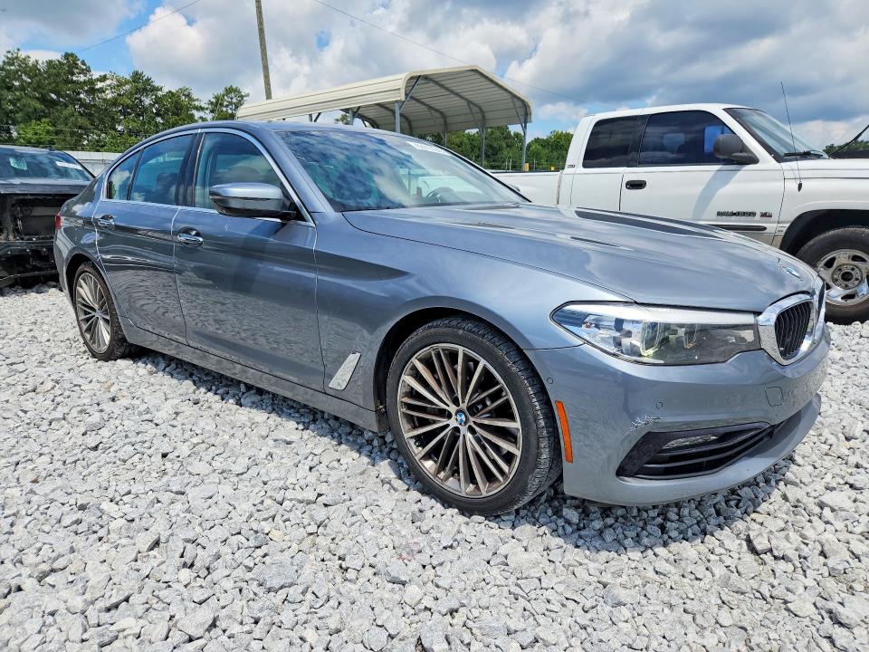 63913946 :رقم المزاد ، WBAJA5C30HG894389 vin ، 2017 Bmw 530 مزاد بيع