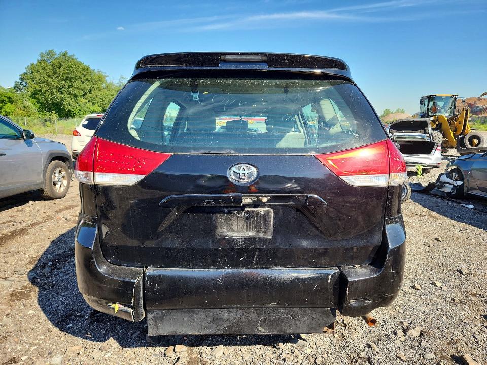 Aukcja sprzedaży 2014 Toyota Sienna, vin: 5TDZK3DC9ES457319, numer aukcji: 63735246