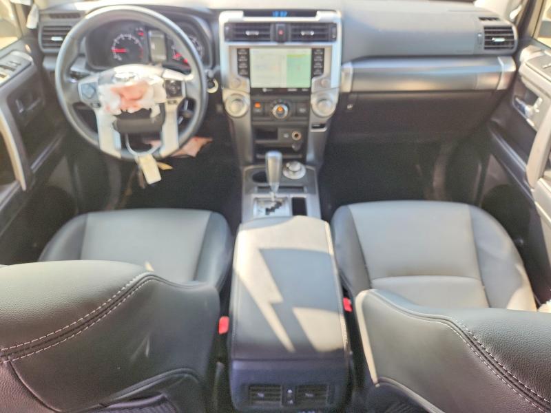 64395906 :رقم المزاد ، JTENU5JRXR6214245 vin ، 2024 Toyota 4runner مزاد بيع