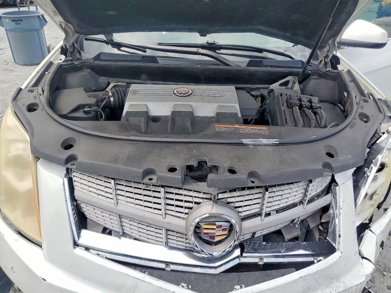 63931836 :رقم المزاد ، 3GYFNAEY5AS650897 vin ، 2010 Cadillac Srx مزاد بيع