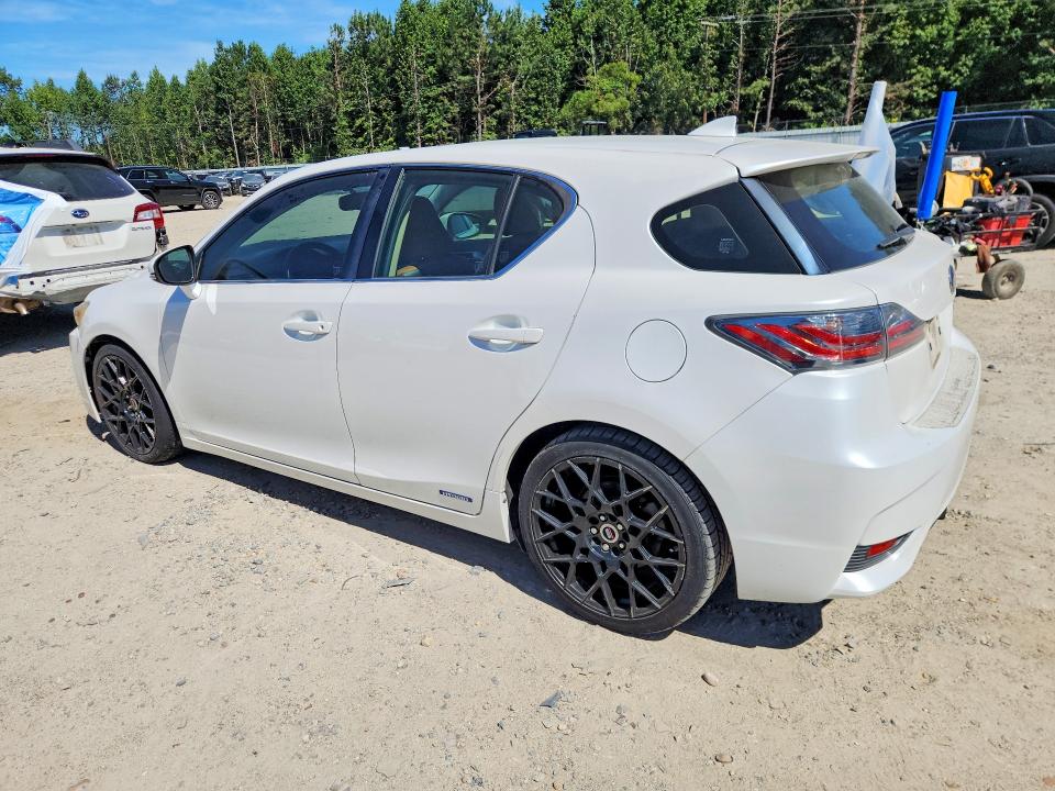 64226756 :رقم المزاد ، JTHKD5BHXF2226054 vin ، 2015 Lexus Ct مزاد بيع