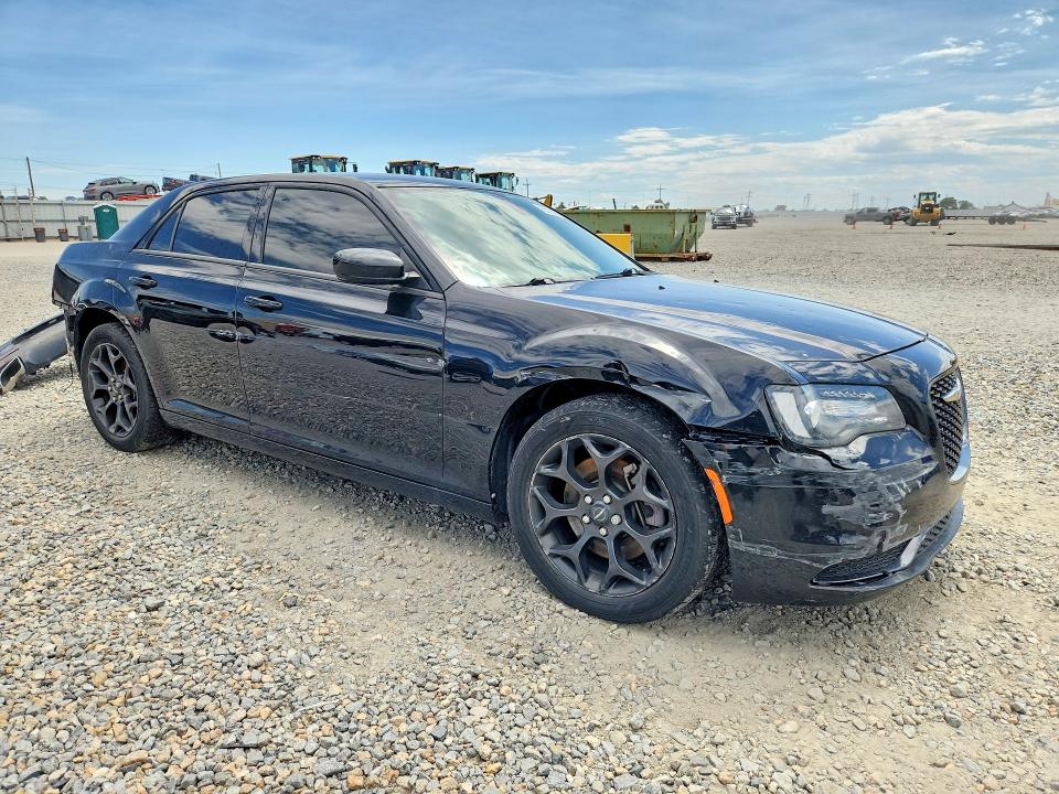 65738376 :رقم المزاد ، 2C3CCARG7KH691010 vin ، 2019 Chrysler 300 مزاد بيع