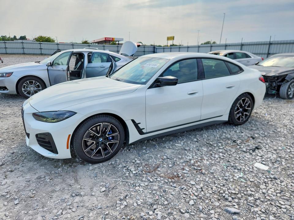 2022 Bmw M440xi მანქანა იყიდება აუქციონზე, vin: WBA13AW07NFL99564, აუქციონის ნომერი: 63481656