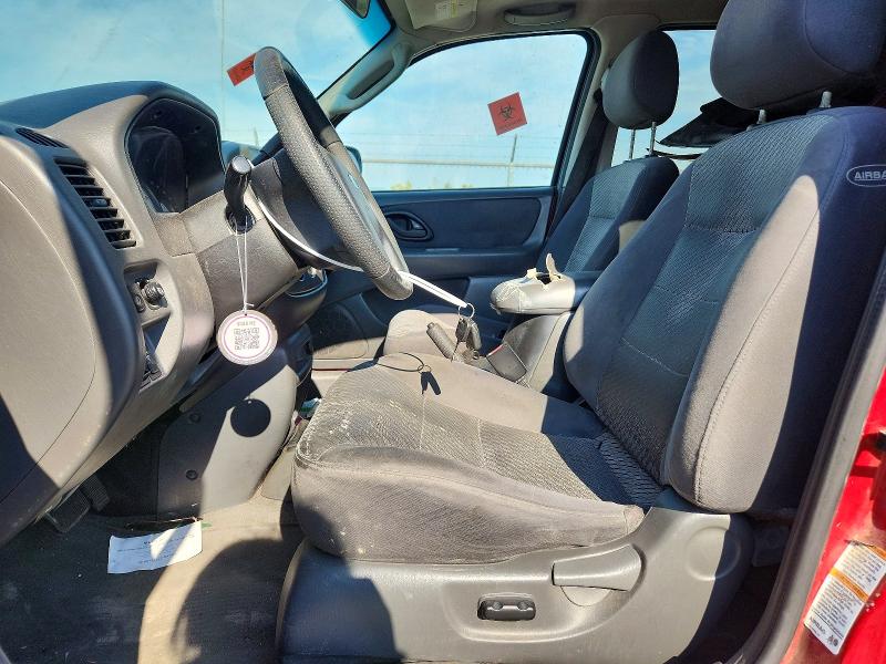65211176 :رقم المزاد ، 1FMCU93173KE00877 vin ، 2003 Ford Escape مزاد بيع