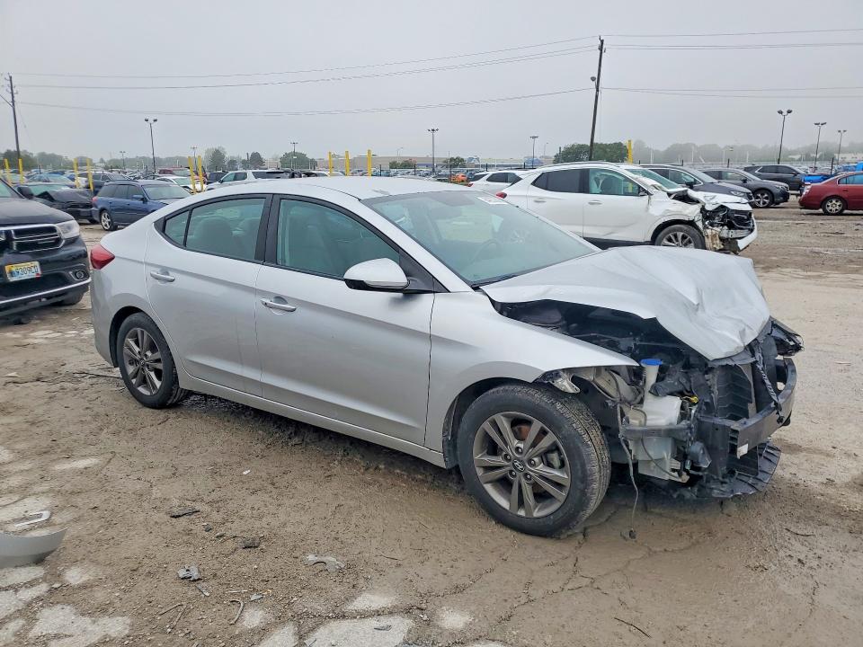 2017 Hyundai Elantra მანქანა იყიდება აუქციონზე, vin: 5NPD84LFXHH082206, აუქციონის ნომერი: 64552886