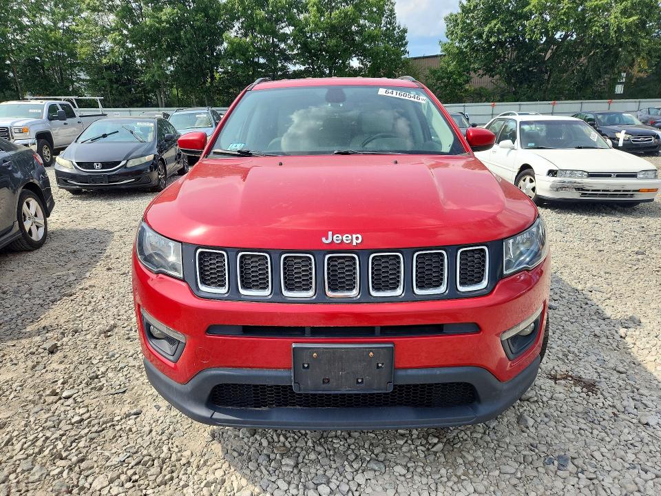 64160546 :رقم المزاد ، 3C4NJDBB6KT686110 vin ، 2019 Jeep Compass مزاد بيع