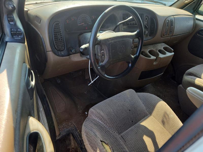 64118546 :رقم المزاد ، 2B4JB25Y22K121121 vin ، 2002 Dodge Ram Wagon مزاد بيع