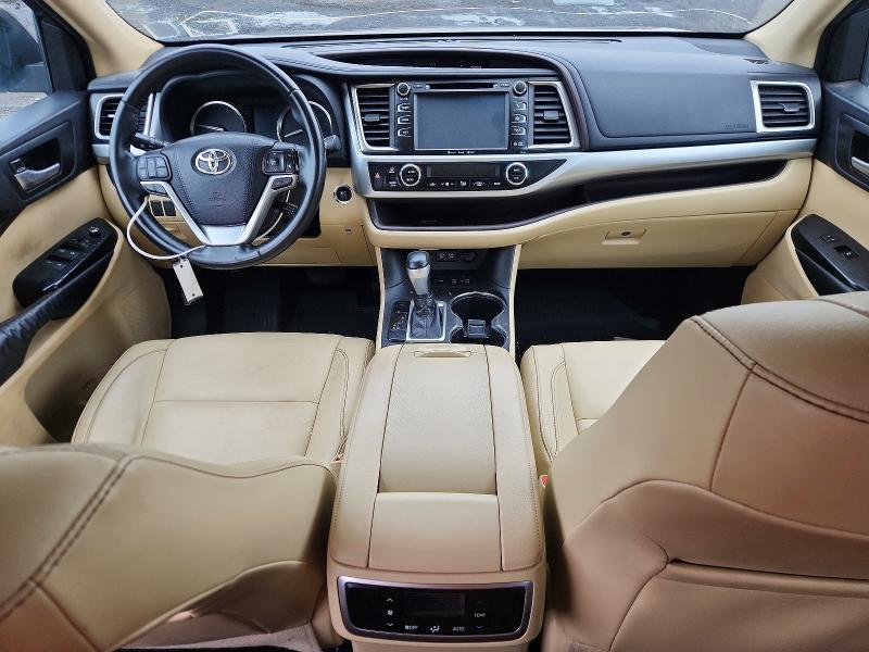 Продажа на аукционе авто 2018 Toyota Highlander, vin: 5TDJZRFH1JS902201, номер лота: 65153336