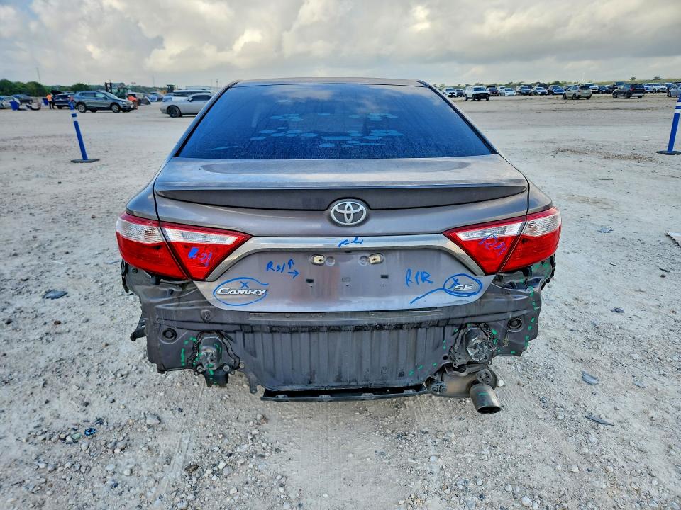 Продаж на аукціоні авто 2015 Toyota Camry, vin: 4T1BF1FK6FU087857, номер лоту: 64091506