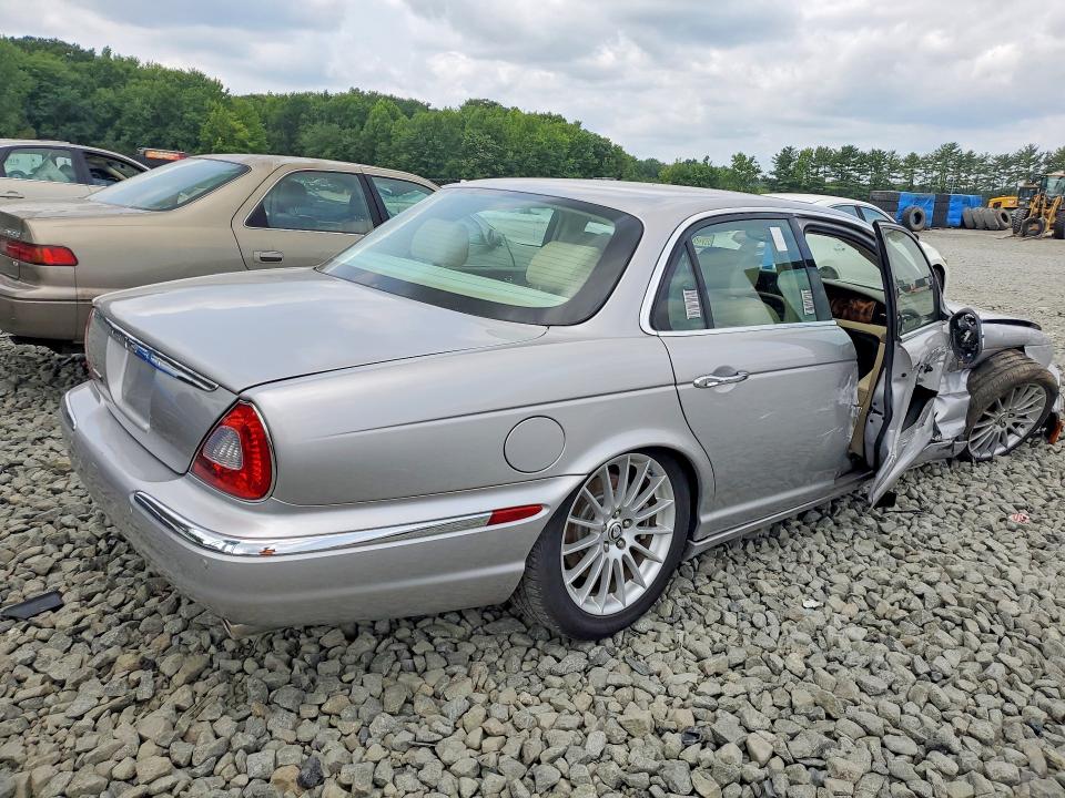 Продажа на аукционе авто 2006 Jaguar Xj8, vin: SAJWA71B36SH02055, номер лота: 65104666