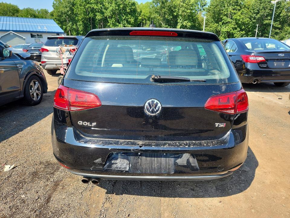 64583896 :رقم المزاد ، 3VW217AU8FM015414 vin ، 2015 Volkswagen Golf مزاد بيع