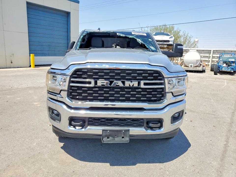 66499326 :رقم المزاد ، 3C6UR5DJ1RG323559 vin ، 2024 Ram 2500 مزاد بيع
