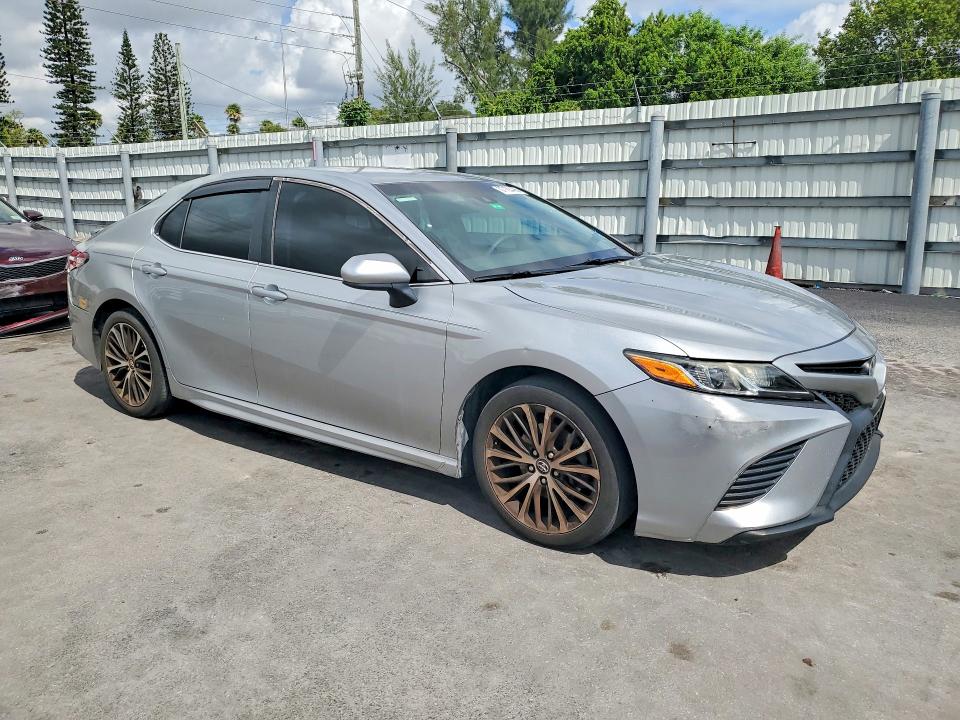 Продаж на аукціоні авто 2018 Toyota Camry, vin: 4T1B11HK6JU117900, номер лоту: 67186496