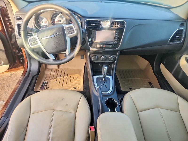 65932976 :رقم المزاد ، 1C3CCBCG2DN618071 vin ، 2013 Chrysler 200 مزاد بيع