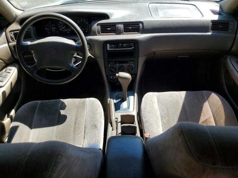 1998 Toyota Camry მანქანა იყიდება აუქციონზე, vin: JT2BG28K2W0164681, აუქციონის ნომერი: 65641676