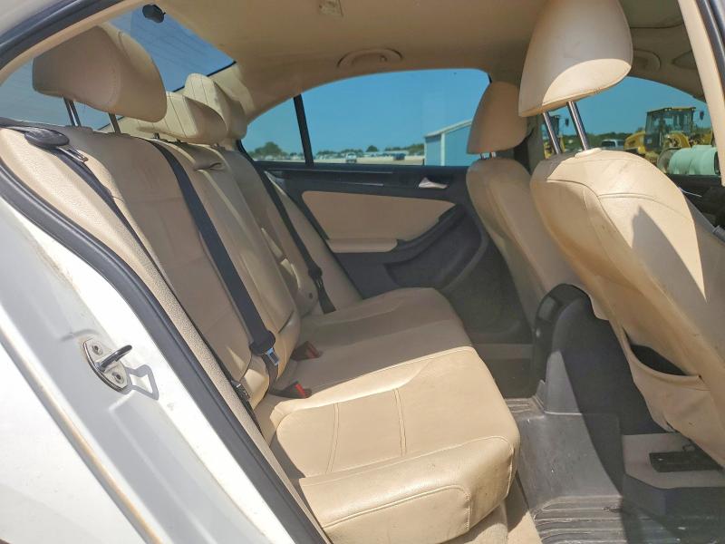64651776 :رقم المزاد ، 3VWLA7AJ6FM203696 vin ، 2015 Volkswagen Jetta مزاد بيع