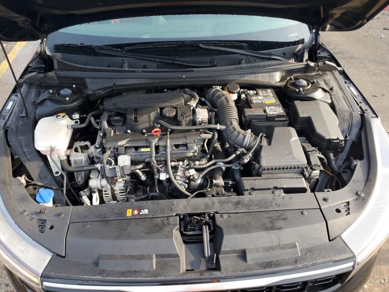 2025 Kia K4 მანქანა იყიდება აუქციონზე, vin: 3KPFW4DC8SE066665, აუქციონის ნომერი: 63895696