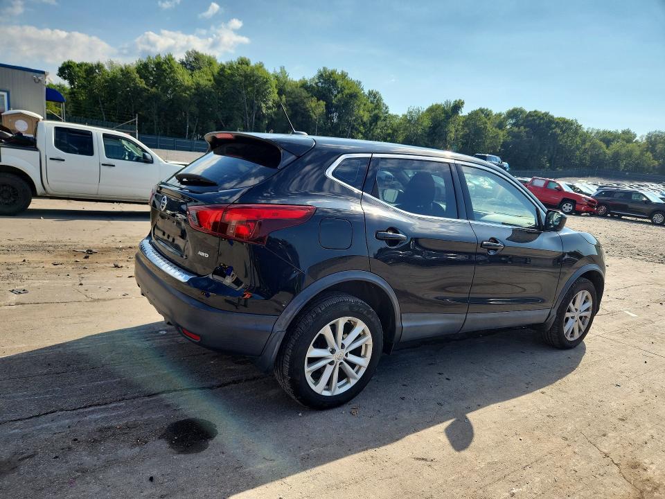 2018 Nissan Rogue Sport მანქანა იყიდება აუქციონზე, vin: JN1BJ1CR9JW285899, აუქციონის ნომერი: 65552256