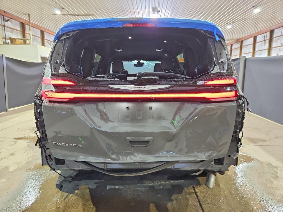 Auction sale of the 2025 Chrysler Pacifica, vin: 2C4RC1BG2SR556043, lot number: 63737306
