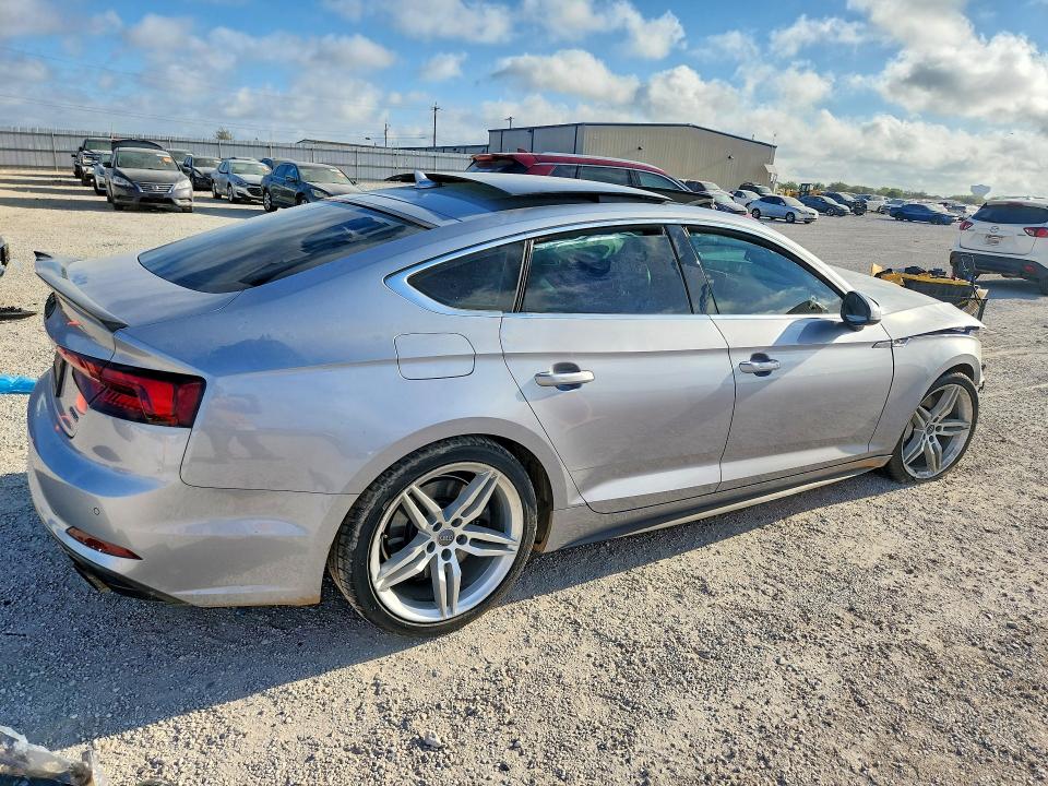 64159206 :رقم المزاد ، WAUENCF52KA008445 vin ، 2019 Audi A5 مزاد بيع