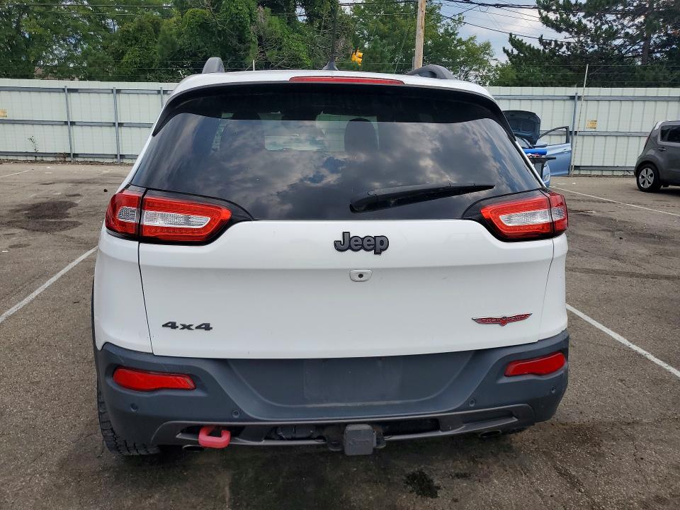 64306196 :رقم المزاد ، 1C4PJMBS8FW685985 vin ، 2015 Jeep Cherokee مزاد بيع