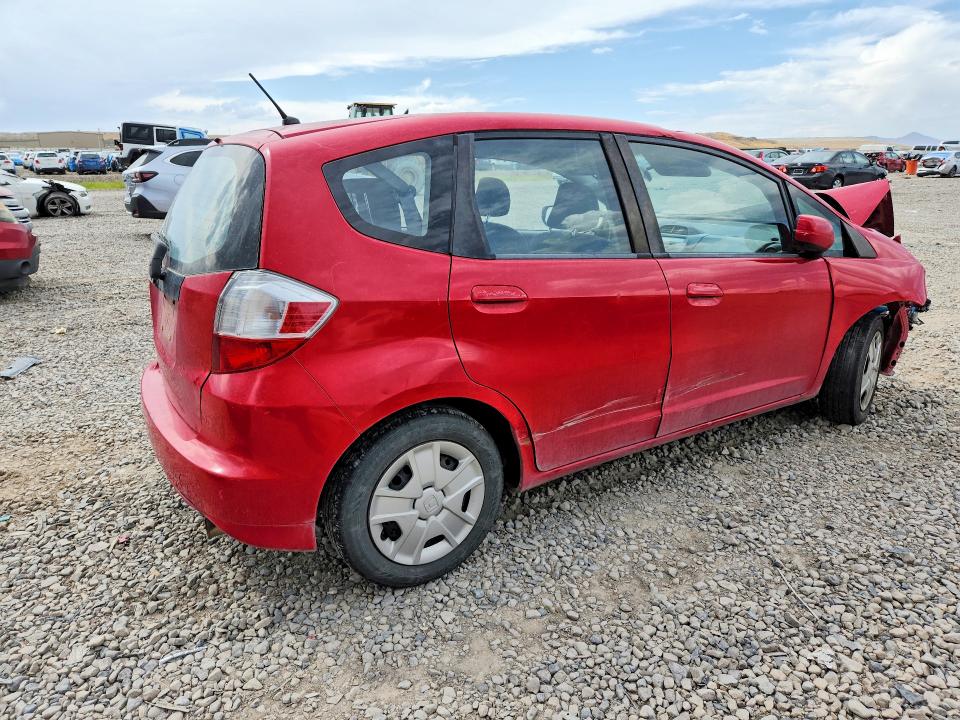 66217376 :رقم المزاد ، JHMGE8G38DC060402 vin ، 2013 Honda Fit مزاد بيع